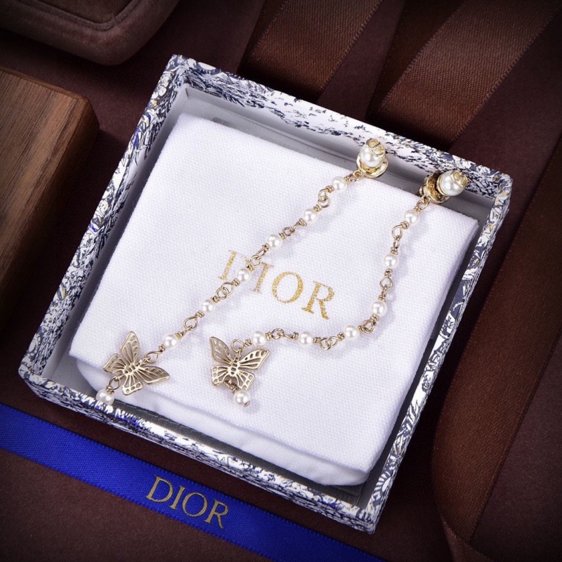 chr1st1an D10r earrings